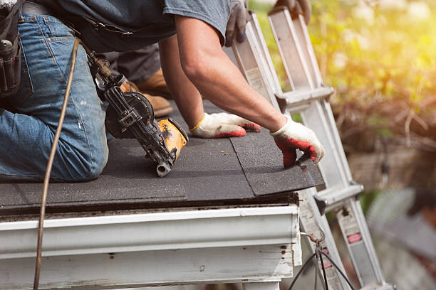 Best Roof Gutter Cleaning  in Big Lake, WA